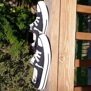 CLEAN Converse Chuck Taylor All Star Shoreline Sneakers